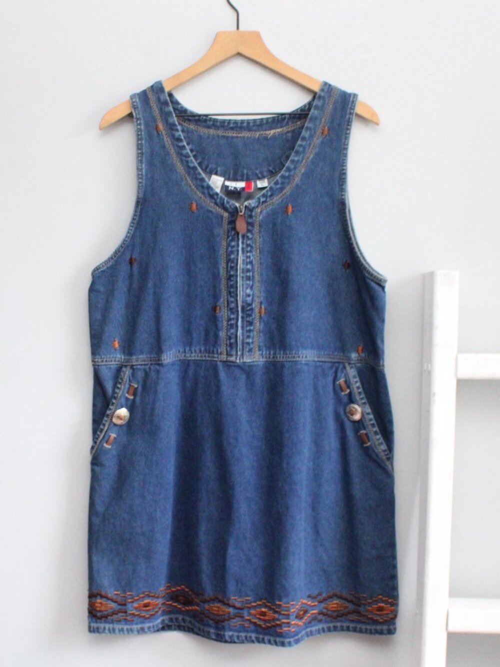 JLNY Sport Vintage 90s Western Blue Embroidered Denim Jumper Dress Size Large